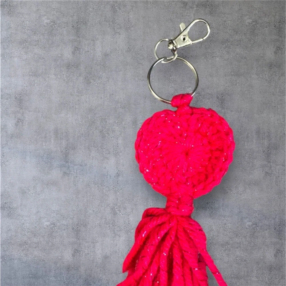 5/$25 Chic Pink Tassel Key Holder
